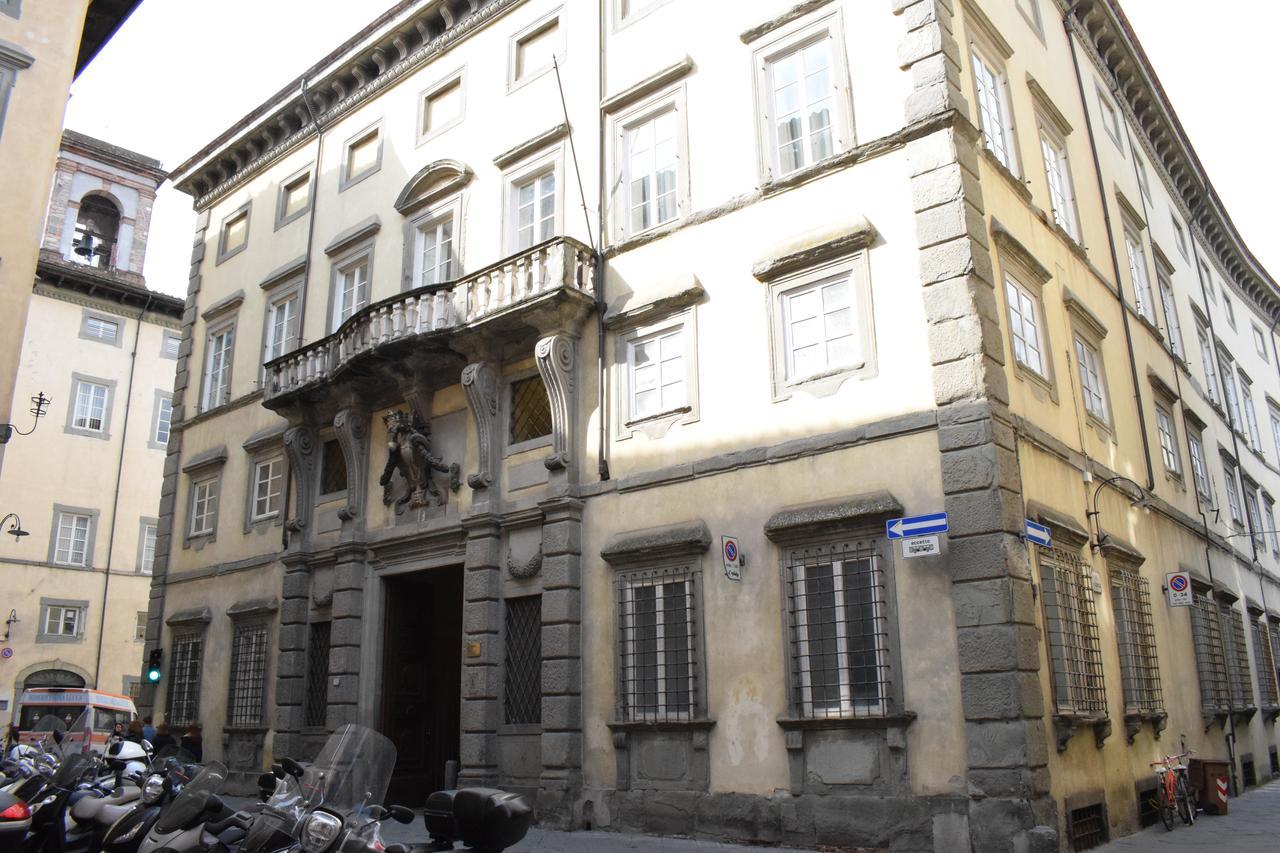 Palazzo Tucci * Lucca
